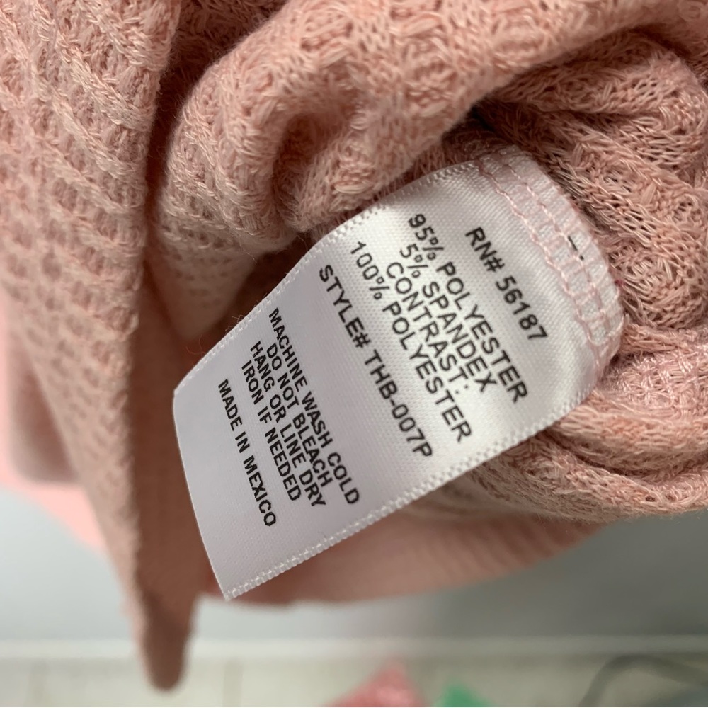 2 X $25 Baea Color Block Flutter Floral Sleeve Ru… - image 5